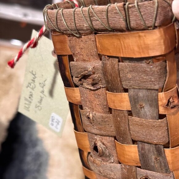 ARTIST Elise Thornton 6" Woven Willow Bark Basket - Created by Artist in WI NWT - Picture 12 of 15